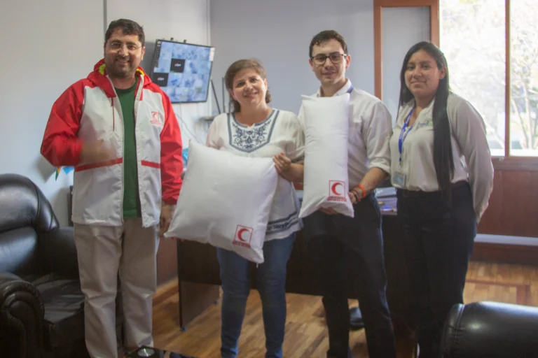 DONACIONES MEDIA LUNA ROJA